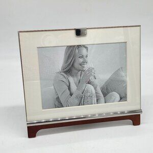 Gallery Solutions 7" X 5" Glass & Wood Picture Frame